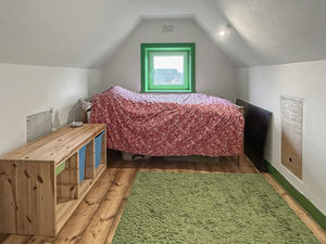 Photo 4- click for photo gallery